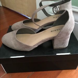 Size 11 beige Torrid block heels
